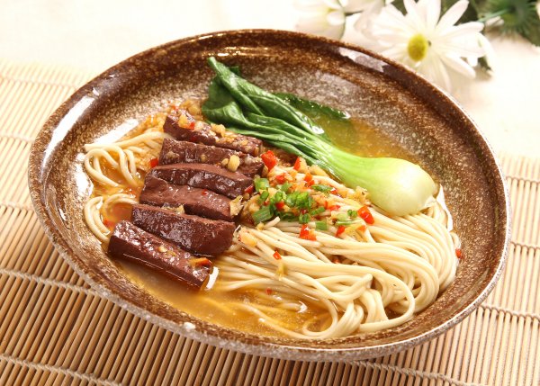 泡椒鸭血面(图1)