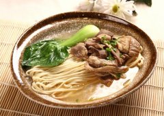原汤牛杂面